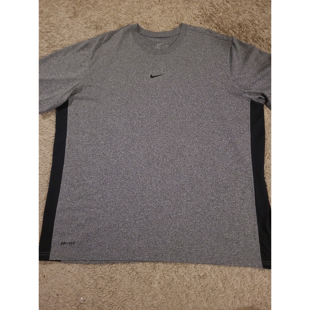 Nike Dri-FIT Shirt Mens 2XL Gray Black Athletic Training Swoosh Short Sleeve